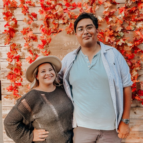 Meet your Posher, Marissa - Picture 2 of 3